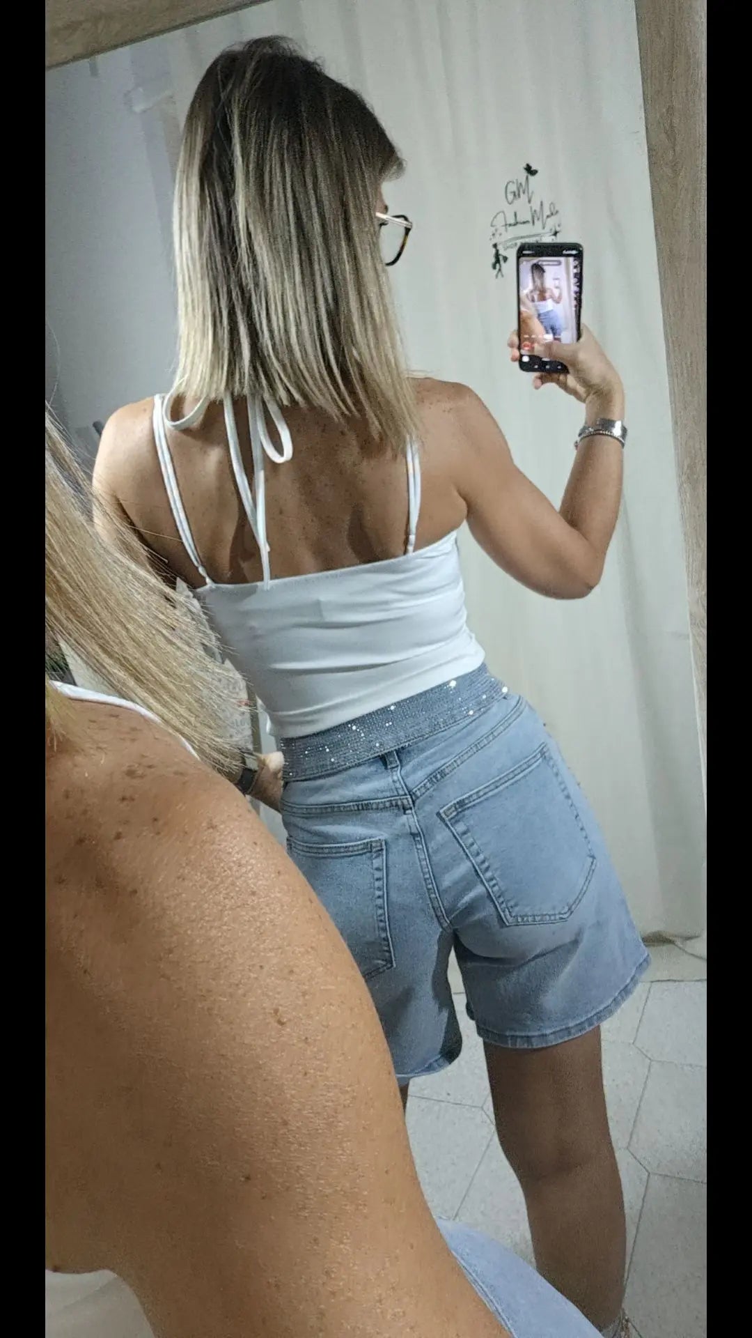 Pantaloncino cintura strass