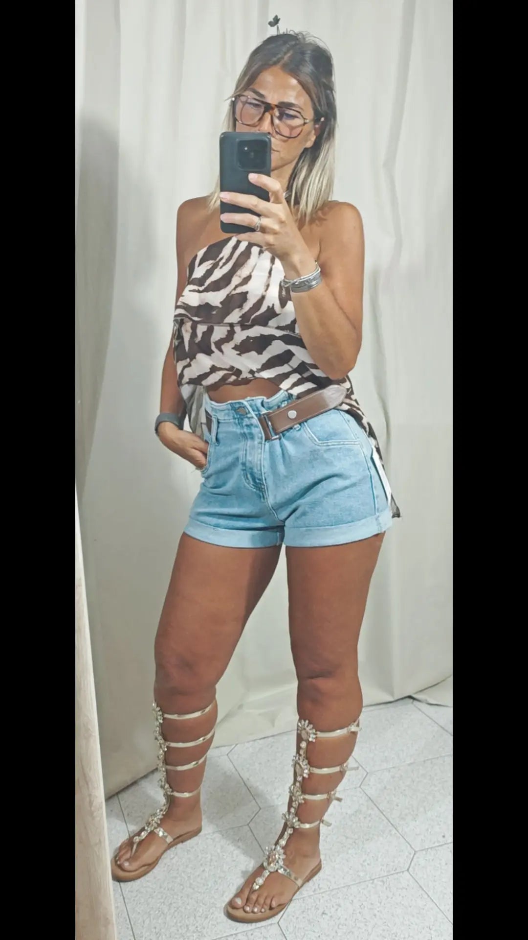 Pantaloncino jeans con cintura