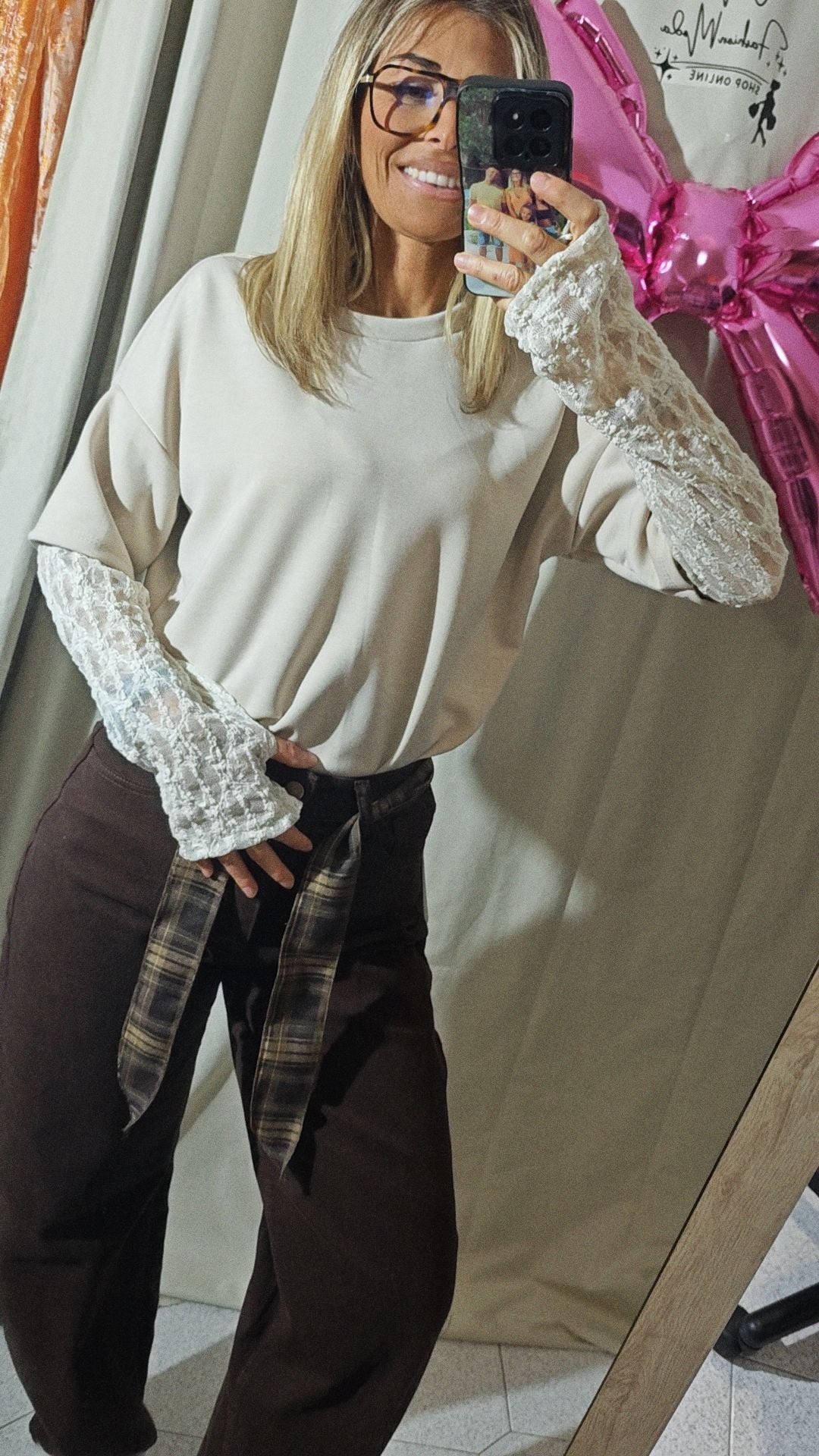 Maglia manica guanto in pizzo